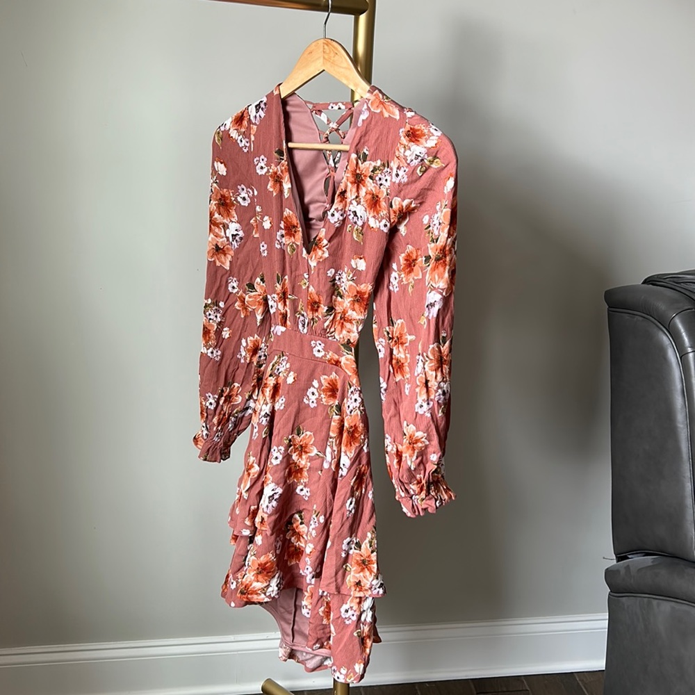 Size XS from Altar’d State, worn twice. Absolutely stunning and in great shape!